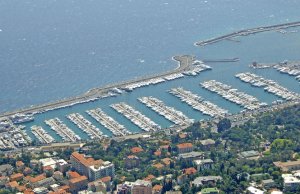 26 x 5.9 Mètre Poste d'amarrage San Remo Portosole Port de Plaisance