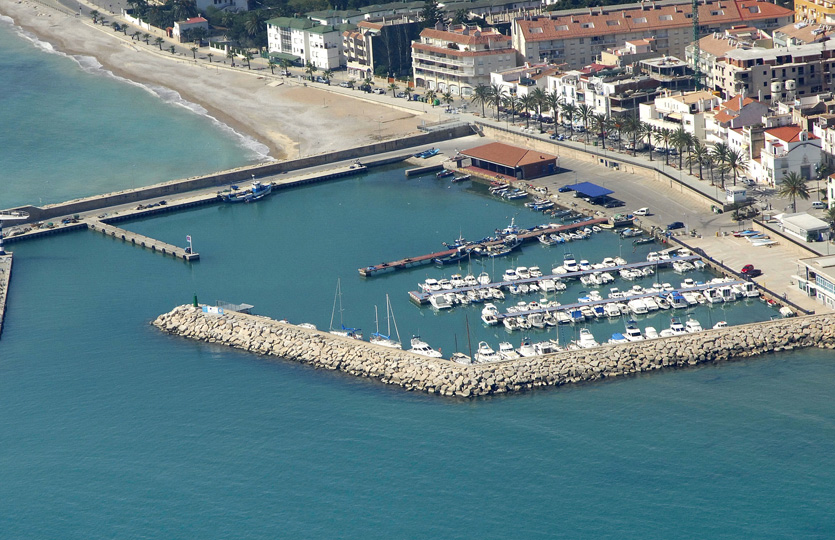 9 x 3.5 Mètre Poste d'amarrage CN Cases d'Alcanar Port de Plaisance A Vendre