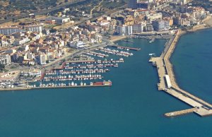 6 x 2.5 Mètre Poste d'amarrage Ampolla Port de Plaisance A Vendre