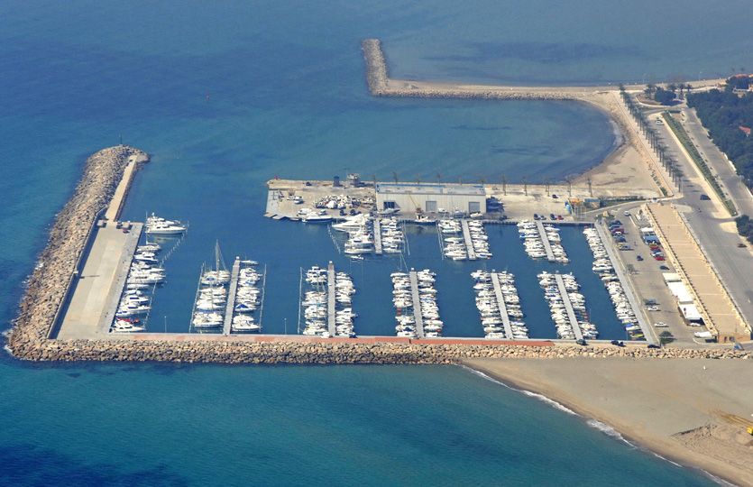 16 x 5 Mètre Poste d'amarrage Hospitalet de L'Infant Port de Plaisance A Vendre