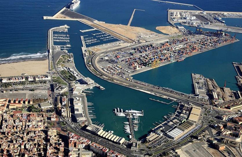 17 x 5 Mètre Poste d'amarrage La Port de Plaisance de Valencia - Americas Cup Experience Port de Plaisance A Vendre
