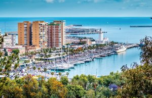 180 x 20 Mètre Poste d'amarrage Malaga San Andres Superyacht Port de Plaisance A Vendre