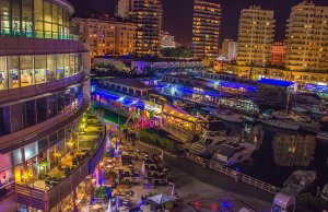 25 x 5 Mètre Poste d'amarrage Ocean Village Port de Plaisance A Vendre